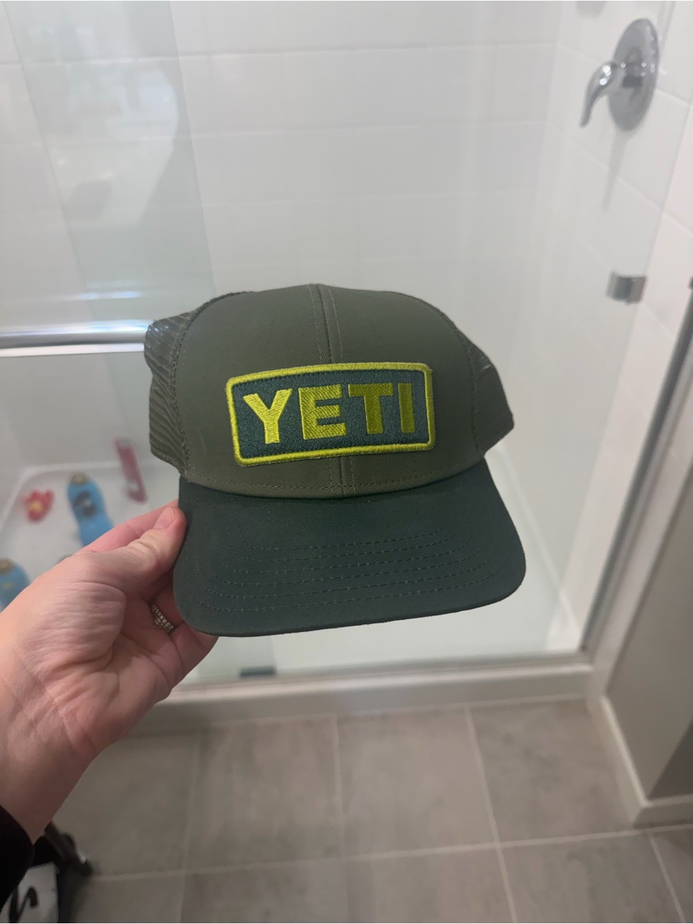 Mens Yeti Olive Green trucker hat